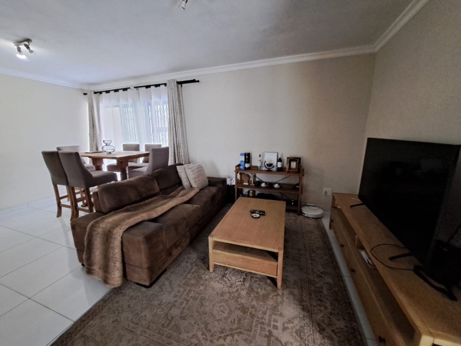 To Let 3 Bedroom Property for Rent in Cashan North West